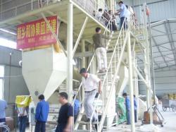 新乡和协集团组织人员参观饲料厂生产线